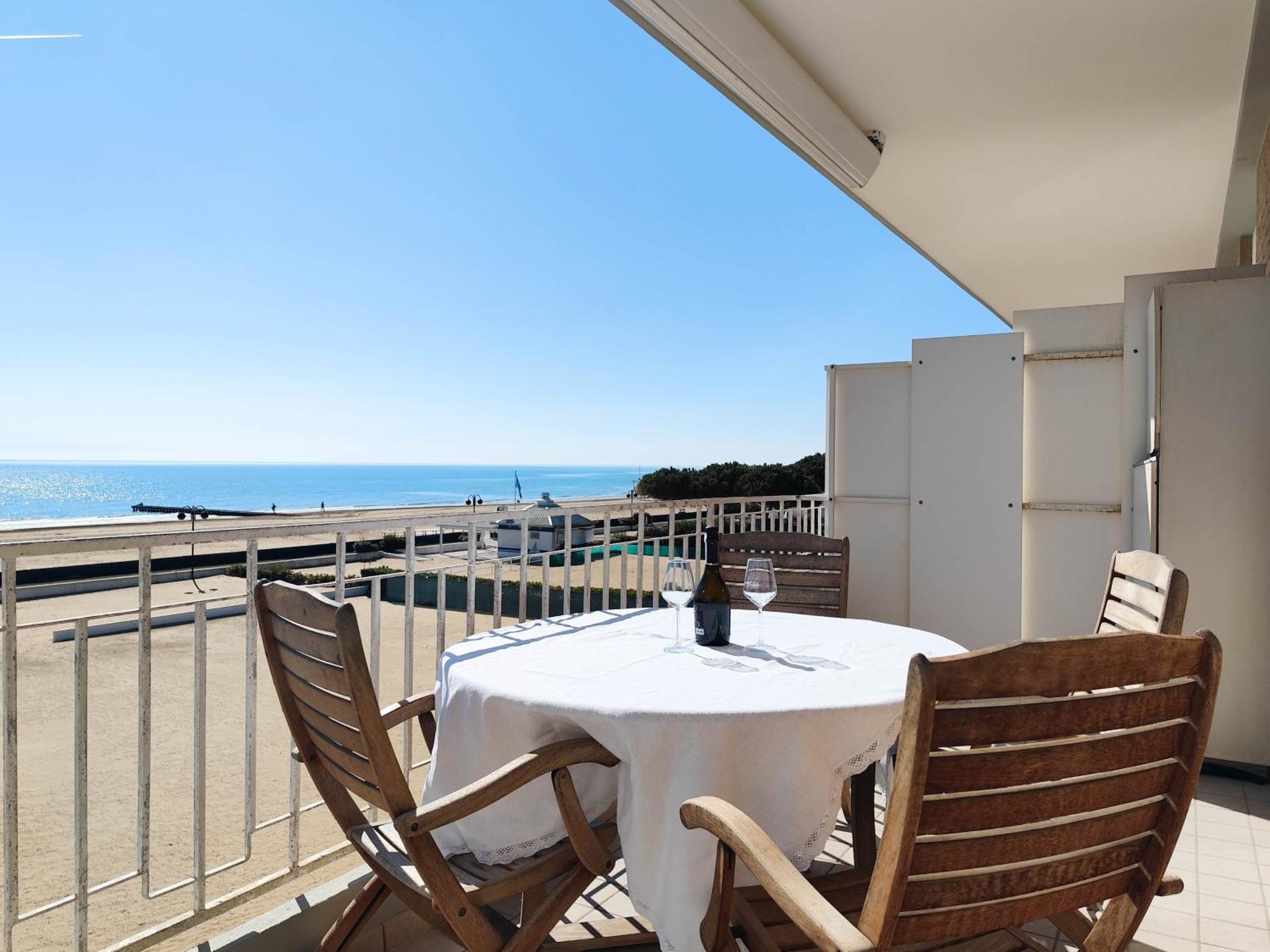 Appartamento Puerto del Sol Lido di Jesolo Esterno foto